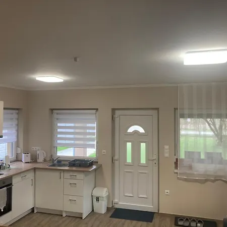 Dunaparti Kucko Apartment Kiskunlacháza