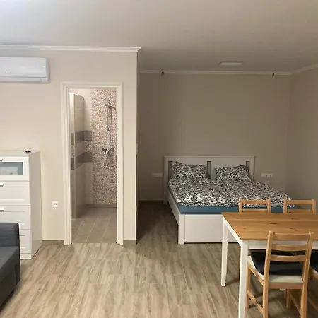 Dunaparti Kucko Apartment *